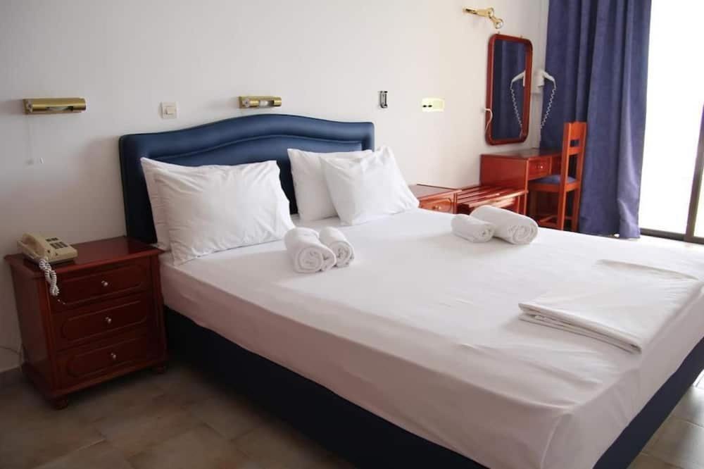 Mediterranean Hotel Karpathos Luaran gambar